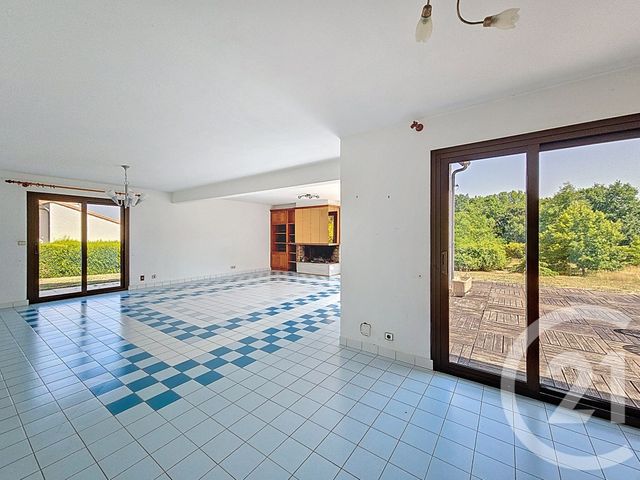 Maison à vendre - 8 pièces - 237 m2 - Migne Auxances - 86 - POITOU-CHARENTES