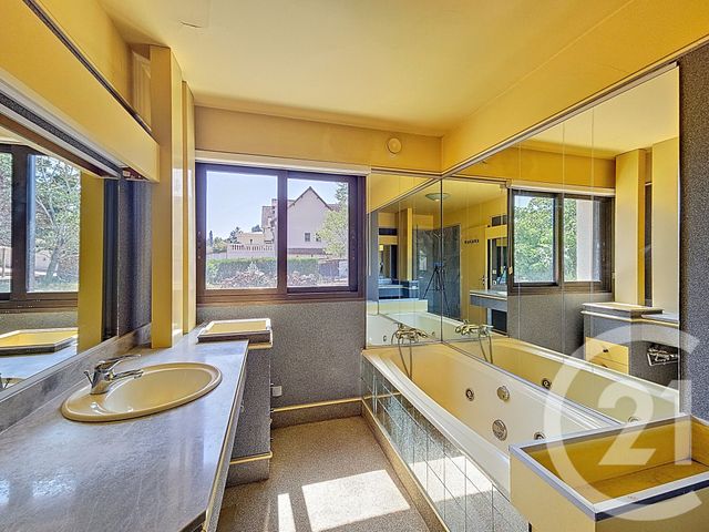 Maison à vendre - 8 pièces - 237 m2 - Migne Auxances - 86 - POITOU-CHARENTES