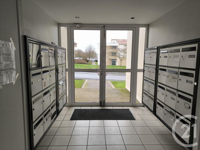 Appartement Studio &agrave; vendre - 1 pi&egrave;ce - 24 m2 - St Benoit - 86 - POITOU-CHARENTES