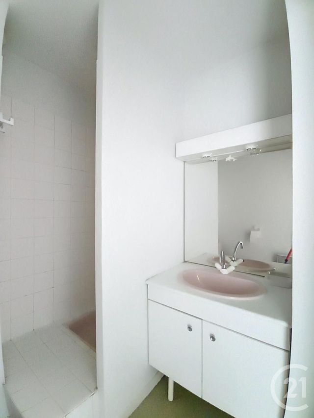 Appartement Studio &agrave; vendre - 1 pi&egrave;ce - 24 m2 - St Benoit - 86 - POITOU-CHARENTES