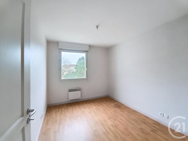 Appartement T3 &agrave; vendre - 3 pi&egrave;ces - 70,56 m2 - Poitiers - 86 - POITOU-CHARENTES