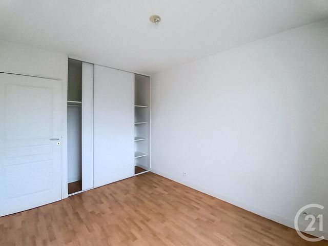 Appartement T3 &agrave; vendre - 3 pi&egrave;ces - 70,56 m2 - Poitiers - 86 - POITOU-CHARENTES