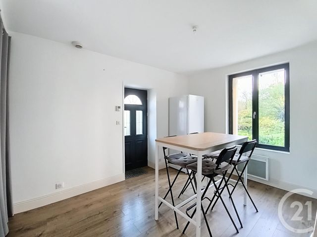 Maison &agrave; louer - 4 pi&egrave;ces - 97 m2 - Migne Auxances - 86 - POITOU-CHARENTES