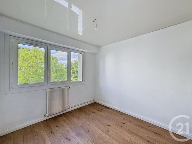 Appartement F4 &agrave; vendre - 4 pi&egrave;ces - 83,67 m2 - St Benoit - 86 - POITOU-CHARENTES