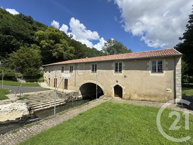 Appartement F4 &agrave; vendre - 4 pi&egrave;ces - 83,67 m2 - St Benoit - 86 - POITOU-CHARENTES