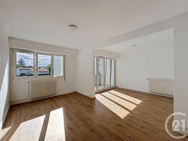 Appartement F4 &agrave; vendre - 4 pi&egrave;ces - 83,67 m2 - St Benoit - 86 - POITOU-CHARENTES