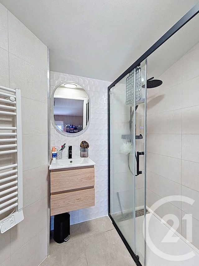 Maison &agrave; vendre - 6 pi&egrave;ces - 138 m2 - Chasseneuil Du Poitou - 86 - POITOU-CHARENTES
