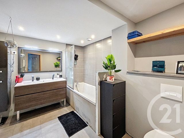 Maison &agrave; vendre - 6 pi&egrave;ces - 138 m2 - Chasseneuil Du Poitou - 86 - POITOU-CHARENTES