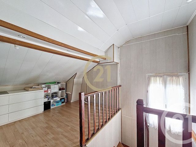 Maison a vendre  - 5 pièce(s) - 167.3 m2 - Surfyn