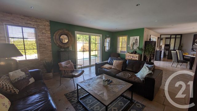 Maison à vendre - 8 pièces - 198,53 m2 - St Philbert De Grand Lieu - 44 - PAYS-DE-LOIRE