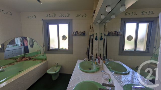 Maison à vendre - 5 pièces - 127,99 m2 - Machecoul St Meme - 44 - PAYS-DE-LOIRE