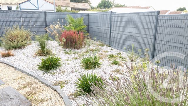 Maison à vendre - 3 pièces - 84,16 m2 - St Philbert De Grand Lieu - 44 - PAYS-DE-LOIRE