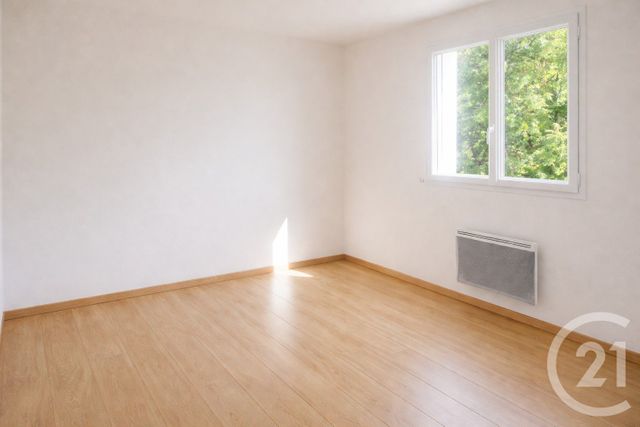 Maison &agrave; louer - 4 pi&egrave;ces - 87 m2 - Machecoul St Meme - 44 - PAYS-DE-LOIRE