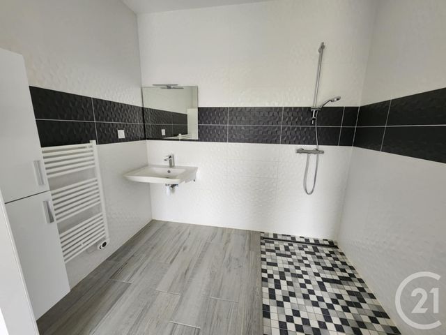 Maison &agrave; louer - 4 pi&egrave;ces - 100 m2 - Villeneuve En Retz - 44 - PAYS-DE-LOIRE