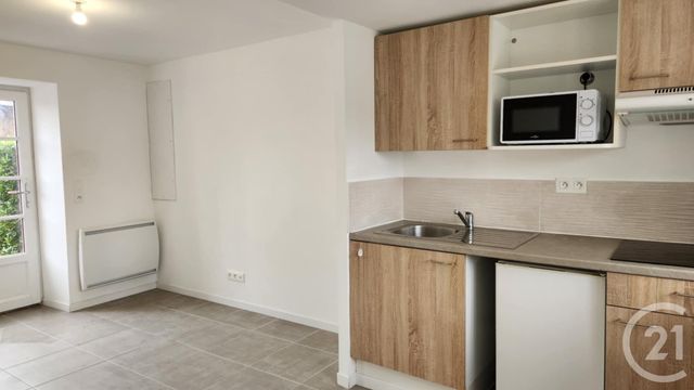 Maison &agrave; louer - 2 pi&egrave;ces - 32 m2 - Machecoul St Meme - 44 - PAYS-DE-LOIRE