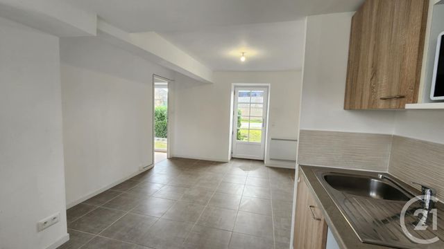Maison &agrave; louer - 2 pi&egrave;ces - 32 m2 - Machecoul St Meme - 44 - PAYS-DE-LOIRE