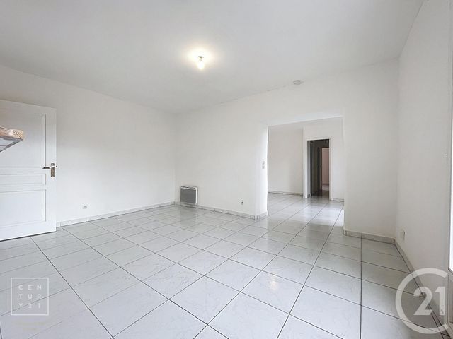 Appartement F2 &agrave; louer - 2 pi&egrave;ces - 71 m2 - Ille Sur Tet - 66 - LANGUEDOC-ROUSSILLON