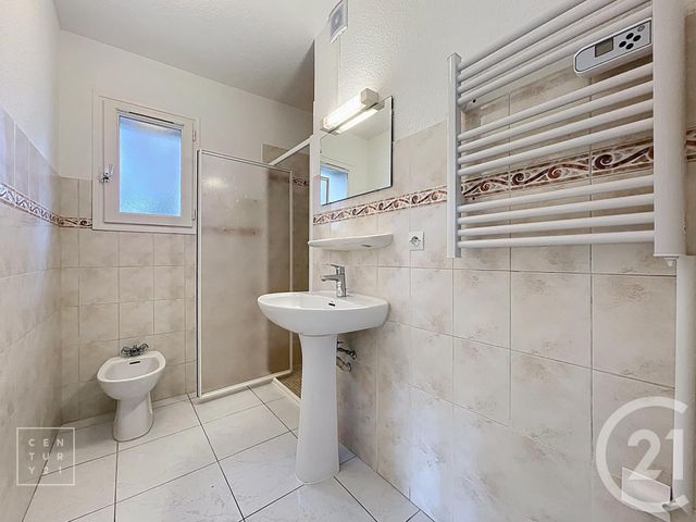 Appartement F2 &agrave; louer - 2 pi&egrave;ces - 71 m2 - Ille Sur Tet - 66 - LANGUEDOC-ROUSSILLON