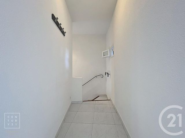 Appartement F2 &agrave; louer - 2 pi&egrave;ces - 71 m2 - Ille Sur Tet - 66 - LANGUEDOC-ROUSSILLON