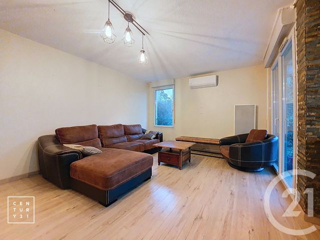 Appartement F4 à louer - 4 pièces - 92,96 m2 - St Esteve - 66 - LANGUEDOC-ROUSSILLON