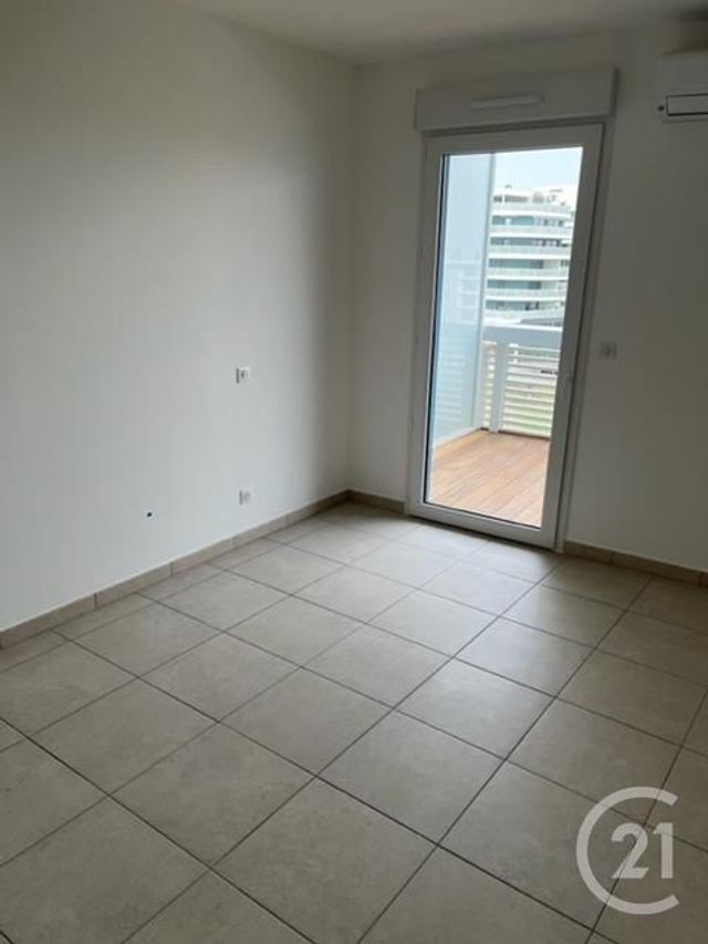 Appartement F2 &agrave; louer - 2 pi&egrave;ces - 44 m2 - Canet En Roussillon - 66 - LANGUEDOC-ROUSSILLON
