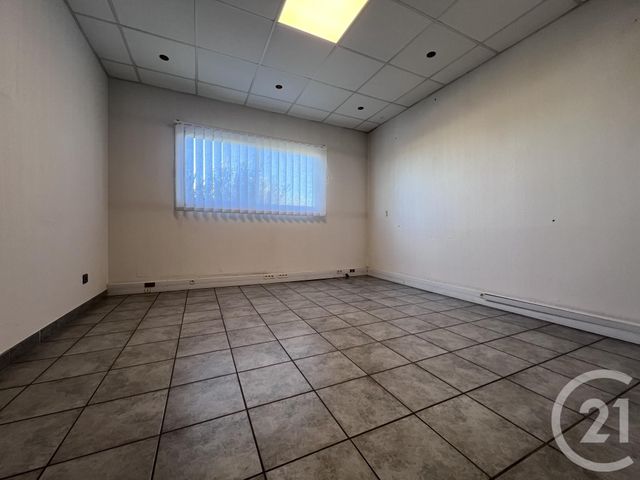 Appartement Autre &agrave; louer - 6 pi&egrave;ces - 150 m2 - Toulouges - 66 - LANGUEDOC-ROUSSILLON