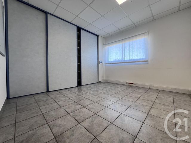 Appartement Autre &agrave; louer - 6 pi&egrave;ces - 150 m2 - Toulouges - 66 - LANGUEDOC-ROUSSILLON