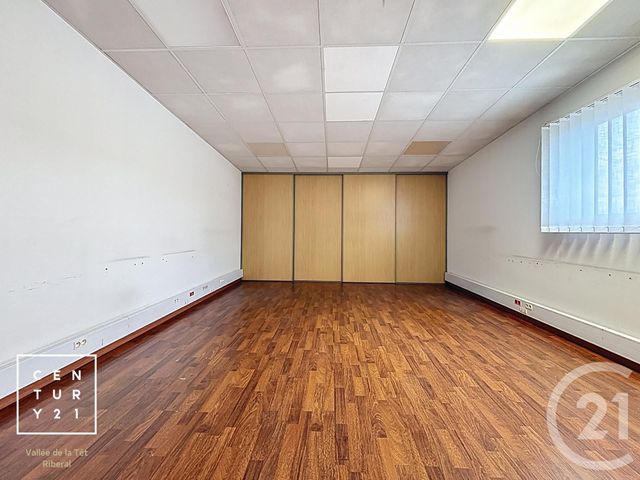 Local commercial à louer - 150.0 m2 - 66 - Pyrenees-Orientales