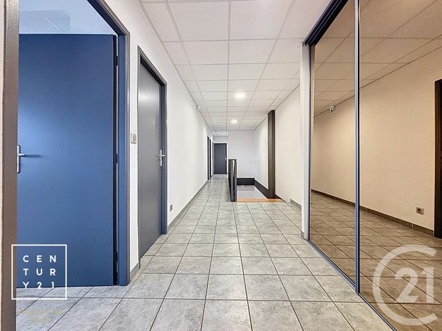 Local commercial à louer - 150.0 m2 - 66 - Pyrenees-Orientales