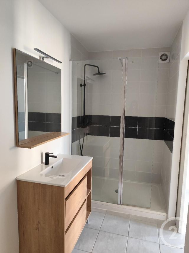 Appartement &agrave; louer - 3 pi&egrave;ces - 81,78 m2 - Pezilla La Riviere - 66 - LANGUEDOC-ROUSSILLON