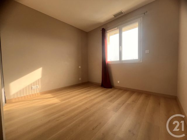 Maison &agrave; louer - 4 pi&egrave;ces - 83 m2 - Nefiach - 66 - LANGUEDOC-ROUSSILLON