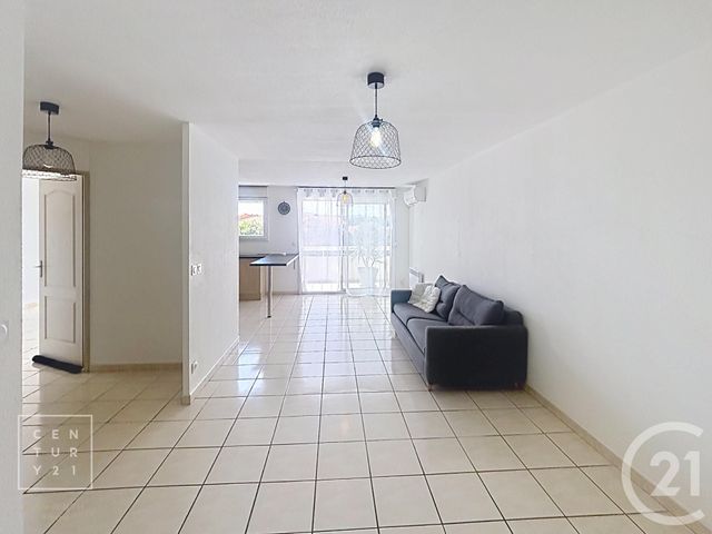 Appartement F2 &agrave; louer - 2 pi&egrave;ces - 52 m2 - St Esteve - 66 - LANGUEDOC-ROUSSILLON
