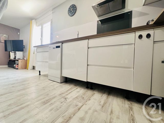 Appartement F3 &agrave; louer - 3 pi&egrave;ces - 56 m2 - St Laurent De La Salanque - 66 - LANGUEDOC-ROUSSILLON