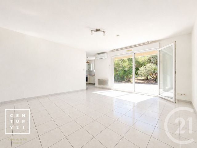 Appartement T3 &agrave; louer - 3 pi&egrave;ces - 62,40 m2 - St Esteve - 66 - LANGUEDOC-ROUSSILLON
