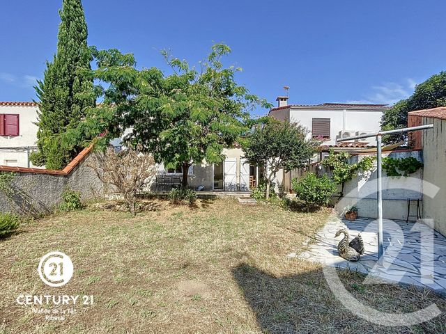 Maison &agrave; louer - 4 pi&egrave;ces - 93,09 m2 - St Esteve - 66 - LANGUEDOC-ROUSSILLON