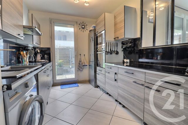 Appartement F3 &agrave; vendre - 3 pi&egrave;ces - 74,60 m2 - Vitry Sur Seine - 94 - ILE-DE-FRANCE