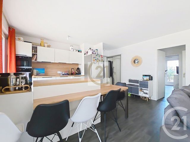 Appartement F3 &agrave; vendre - 3 pi&egrave;ces - 64,51 m2 - Vitry Sur Seine - 94 - ILE-DE-FRANCE