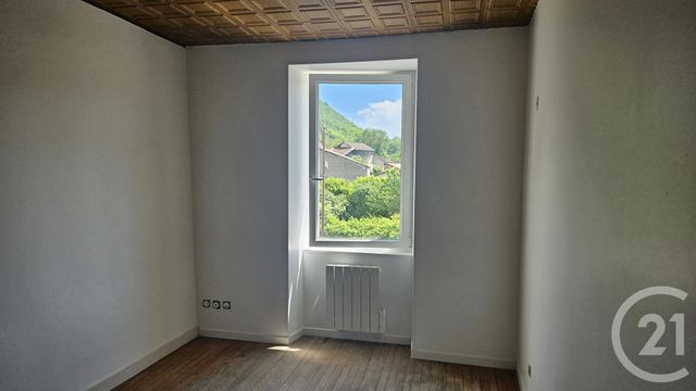 Appartement F5 à louer - 4 pièces - 90 m2 - Briord - 01 - RHONE-ALPES