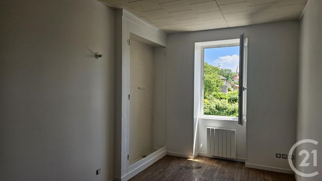 Appartement F5 à louer - 4 pièces - 90 m2 - Briord - 01 - RHONE-ALPES