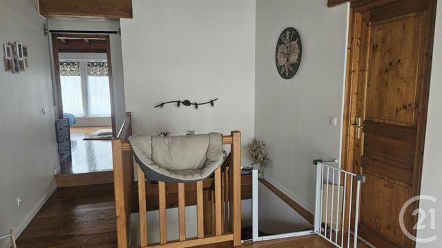 Appartement F4 &agrave; louer - 4 pi&egrave;ces - 110 m2 - Lagnieu - 01 - RHONE-ALPES