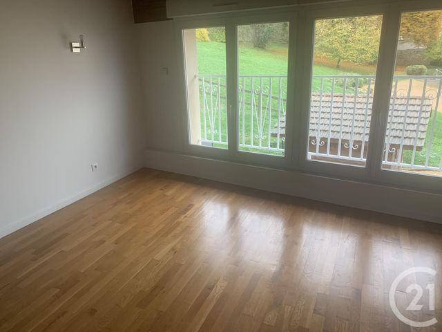 Appartement F4 &agrave; louer - 4 pi&egrave;ces - 110 m2 - Lagnieu - 01 - RHONE-ALPES