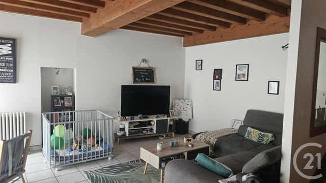 Appartement F4 &agrave; louer - 4 pi&egrave;ces - 110 m2 - Lagnieu - 01 - RHONE-ALPES