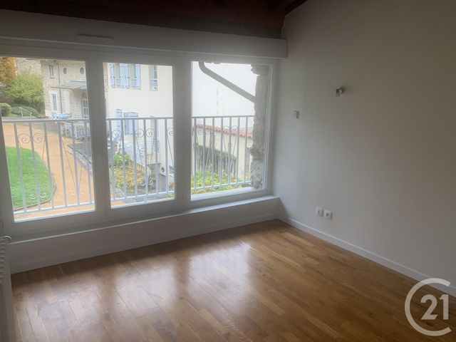 Appartement F4 &agrave; louer - 4 pi&egrave;ces - 110 m2 - Lagnieu - 01 - RHONE-ALPES