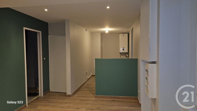 Appartement F2 &agrave; louer - 2 pi&egrave;ces - 42 m2 - St Sorlin En Bugey - 01 - RHONE-ALPES