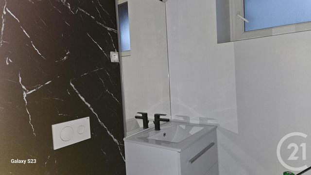 Appartement F2 &agrave; louer - 2 pi&egrave;ces - 42 m2 - St Sorlin En Bugey - 01 - RHONE-ALPES