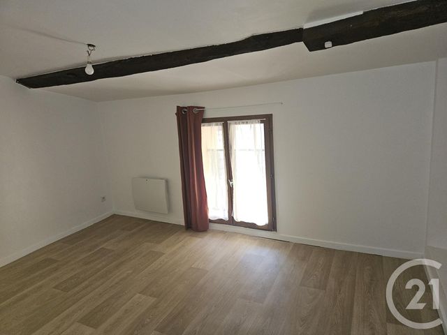 Appartement &agrave; louer - 3 pi&egrave;ces - 49 m2 - Lagnieu - 01 - RHONE-ALPES