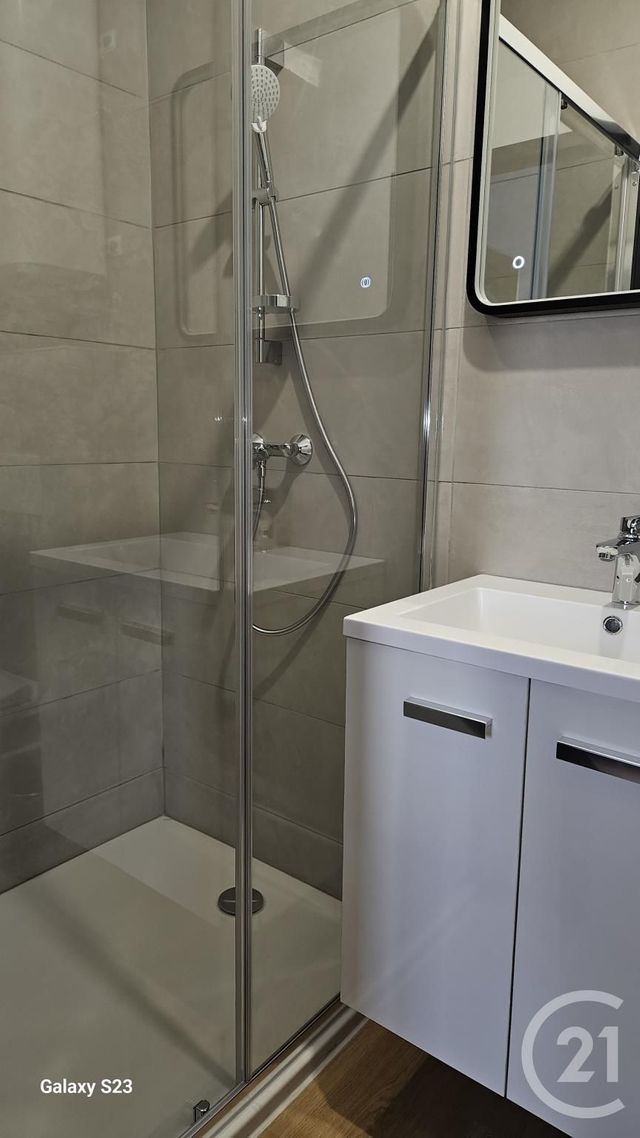 Appartement F1 &agrave; louer - 2 pi&egrave;ces - 23,45 m2 - Lagnieu - 01 - RHONE-ALPES