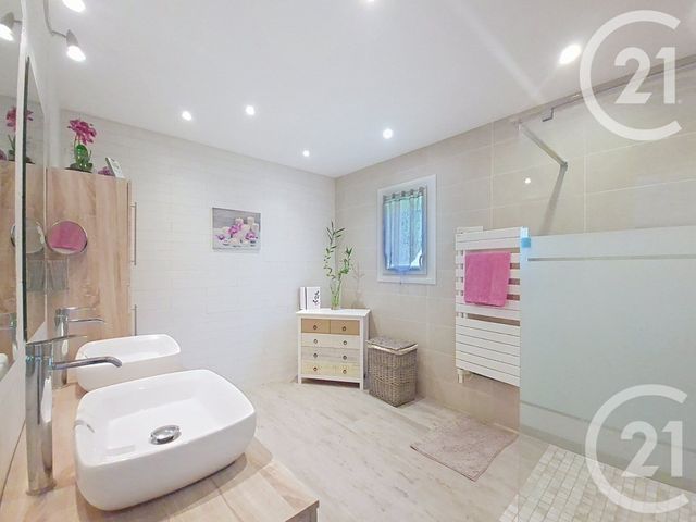 Maison &agrave; vendre - 5 pi&egrave;ces - 147,36 m2 - St Sorlin En Bugey - 01 - RHONE-ALPES