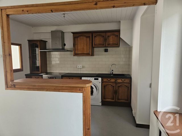Appartement &agrave; louer - 2 pi&egrave;ces - 40 m2 - Sault Brenaz - 01 - RHONE-ALPES