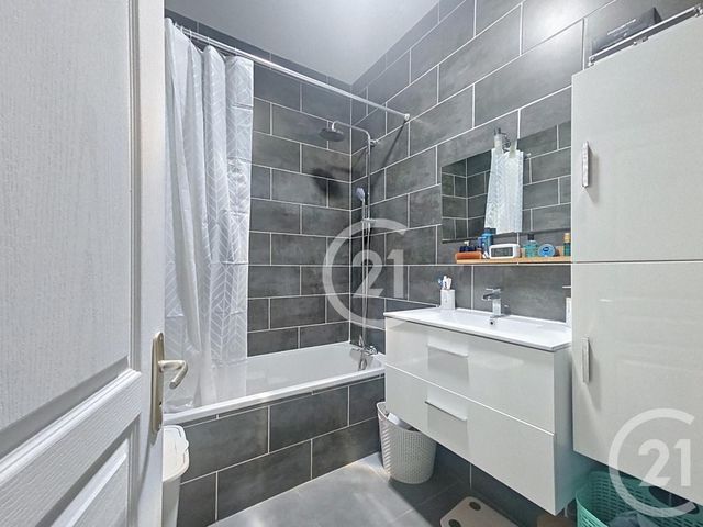 Appartement Duplex &agrave; vendre - 5 pi&egrave;ces - 98,90 m2 - Lagnieu - 01 - RHONE-ALPES